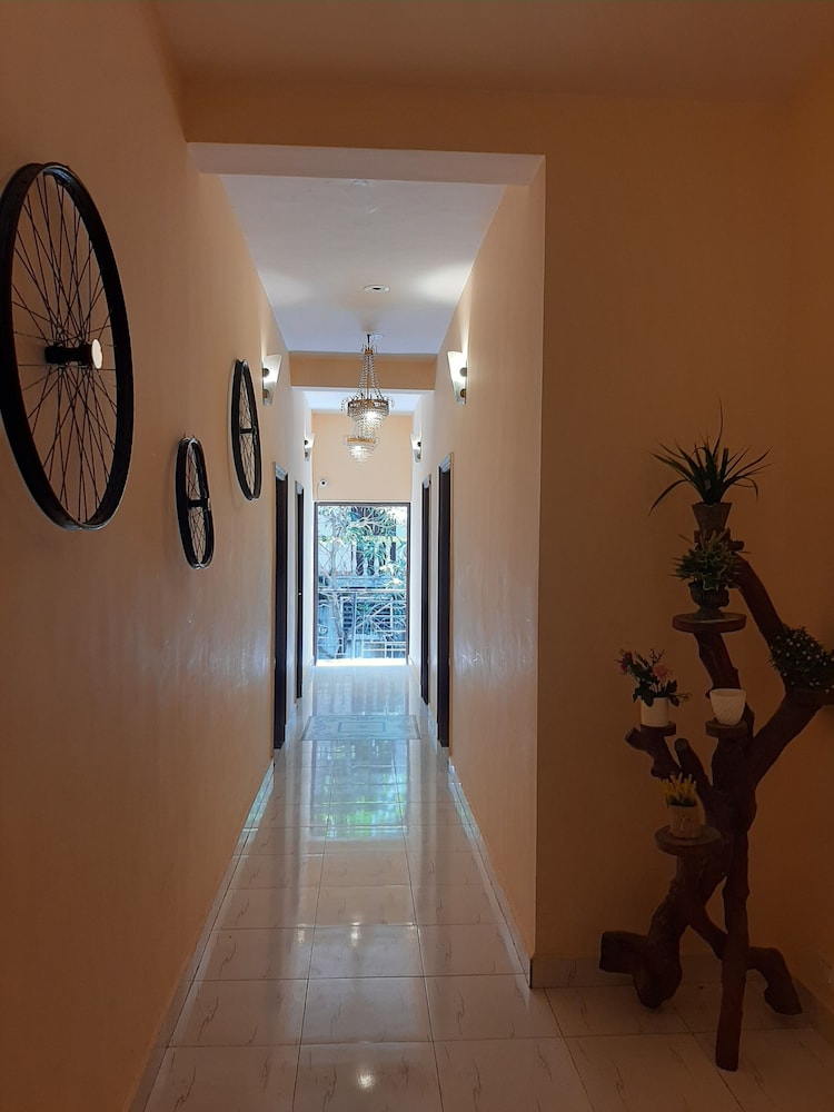 Casa Almeida Guest House