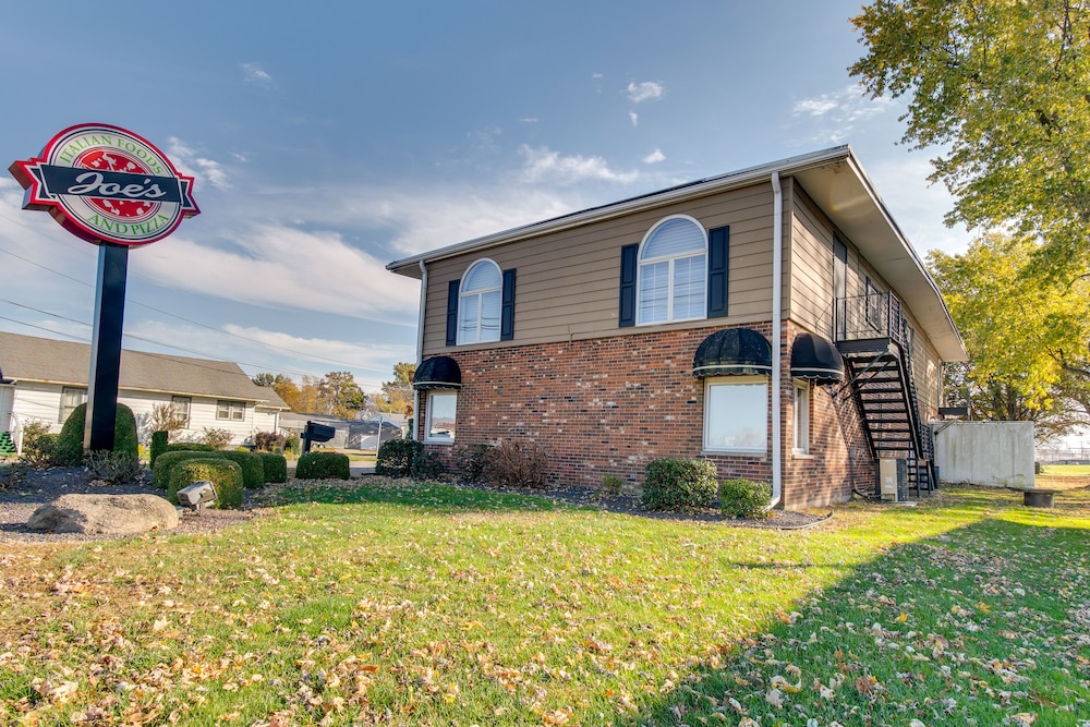 Updated Robinson Vacation Rental w/ Fireplace! view 2