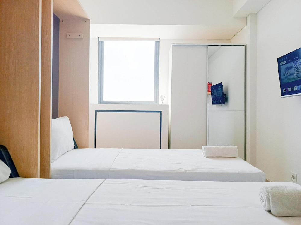 Compact Abode Studio (No Kitchen) Bandaraya - Tallasa City Makassar Apartment view 3