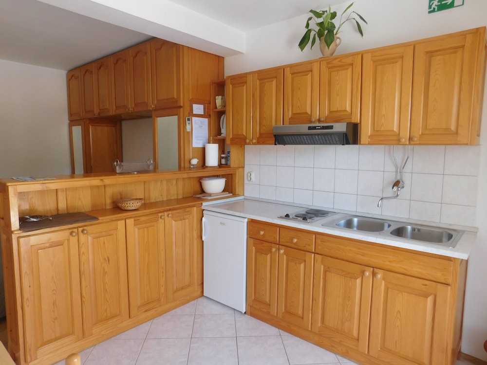 Island Bonaca Apartments