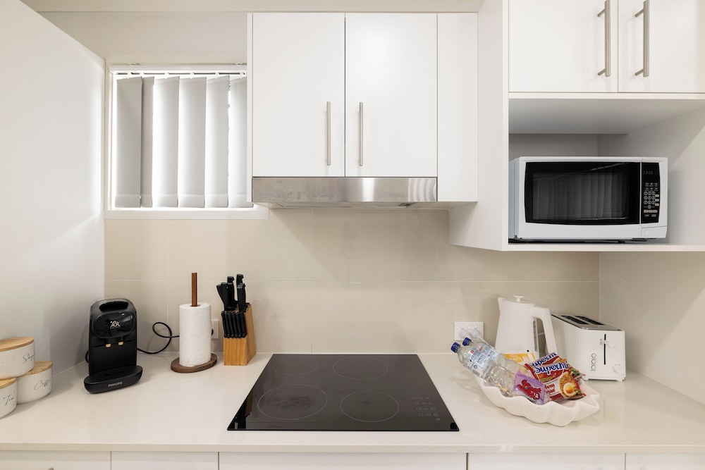 Smart Suites Self Check-in Apartments - 31A Freney