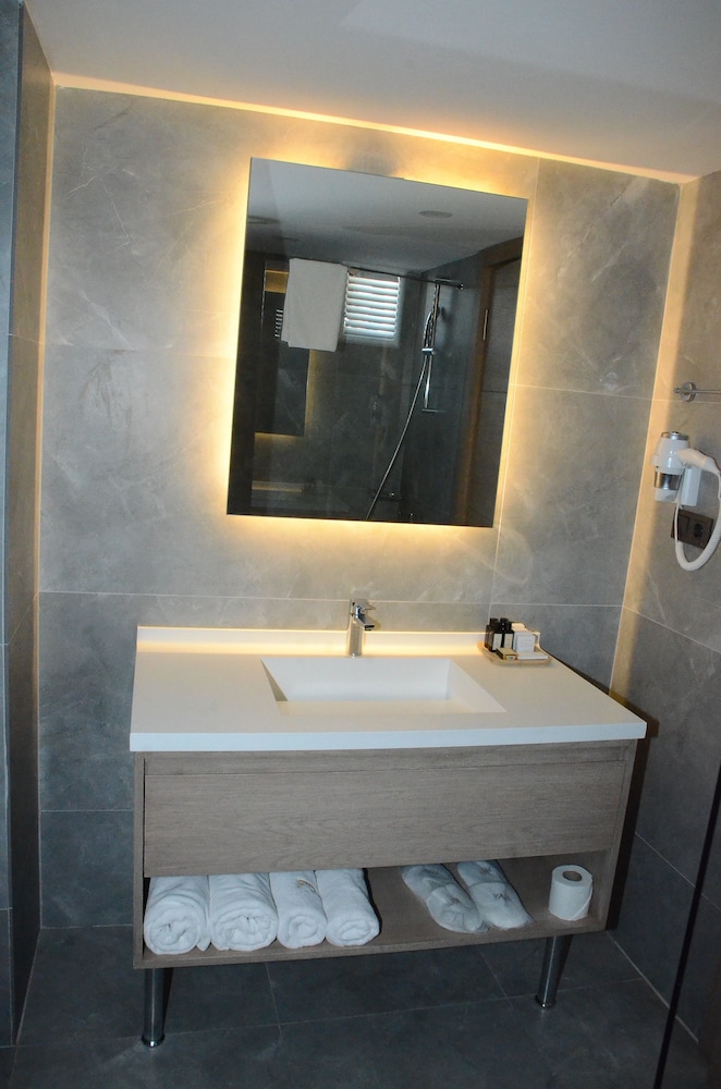 Yalinn Hotel - Image 59