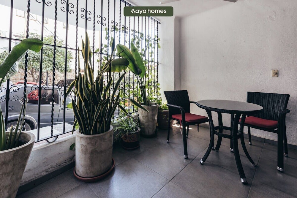 Cozy 2BR King Beds - Rooftop Pool - Fast Wifi