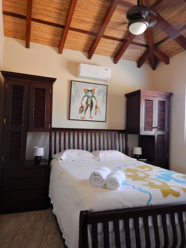 Salt Escapes Nicaragua - Bella Casas