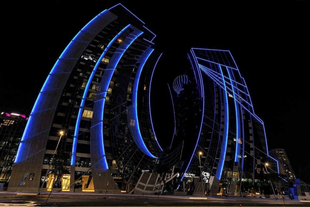 GLOBALSTAY. J One Tower Apartments