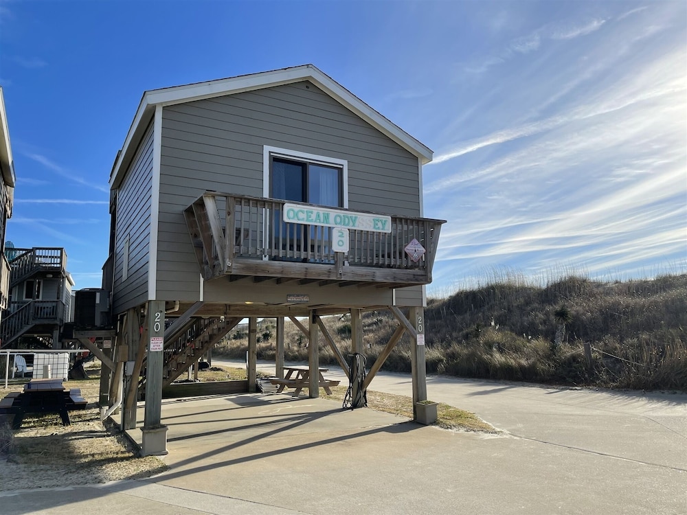 20 Ocean Odyssey Studio Bedroom Condo by RedAwning