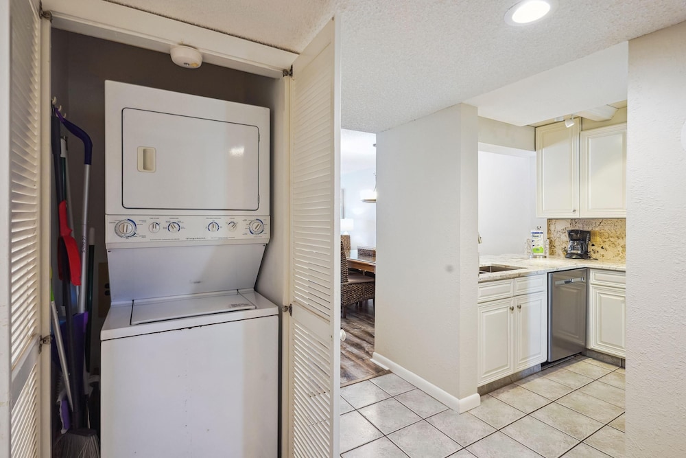 Land's End 5-202 Gulf-bay Front - Premier