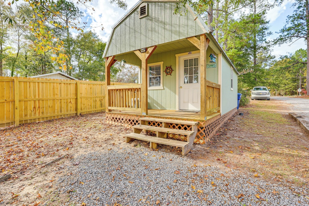 Private Dock + Fire Pit: Gantt Lake Getaway!