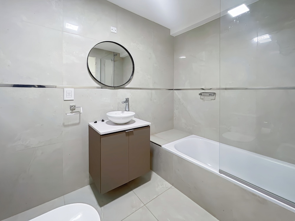 Ayres Suites Moreno