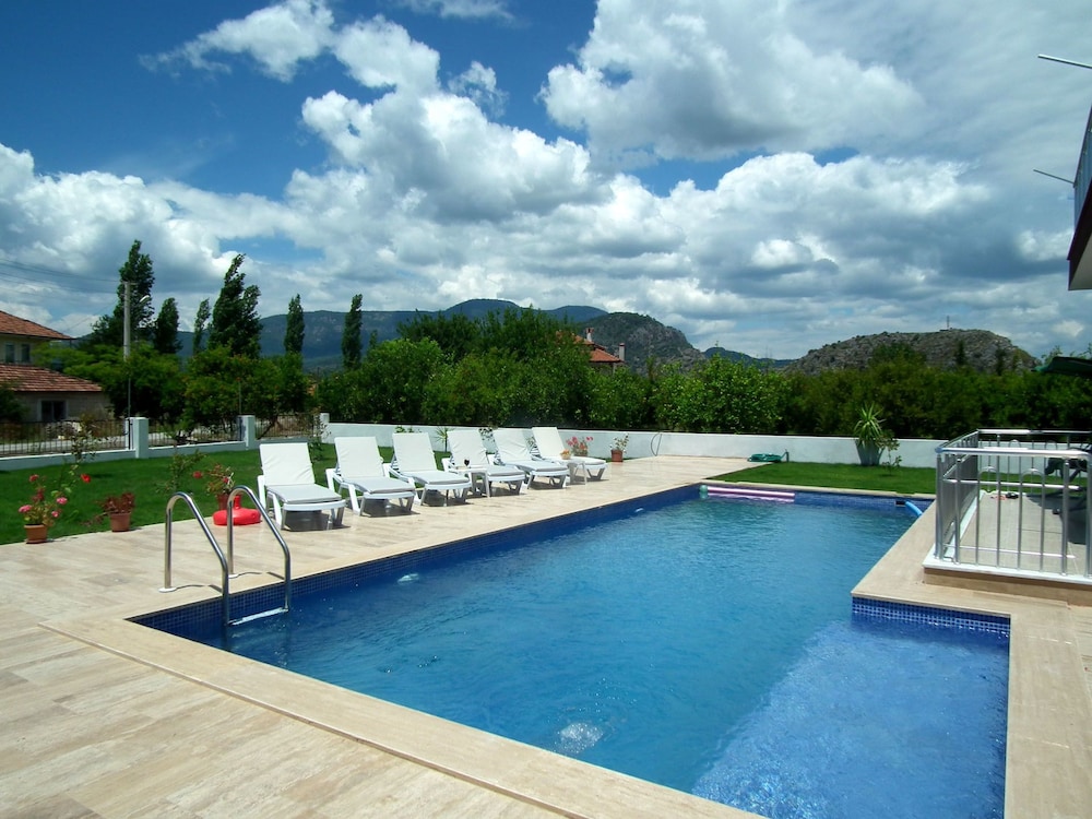 Villa Binurhan