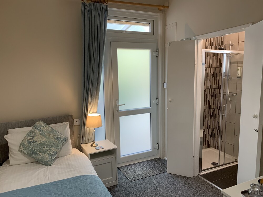 The Chestnuts Guest House