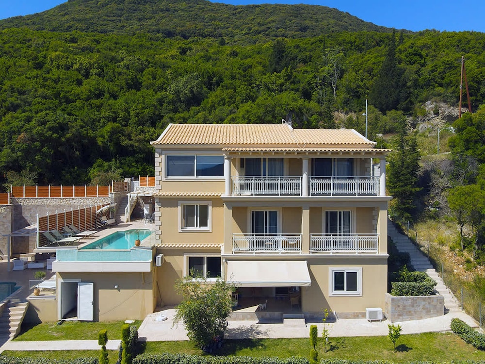 Pantokratoras Villas - Monastiri Private Pool Gem