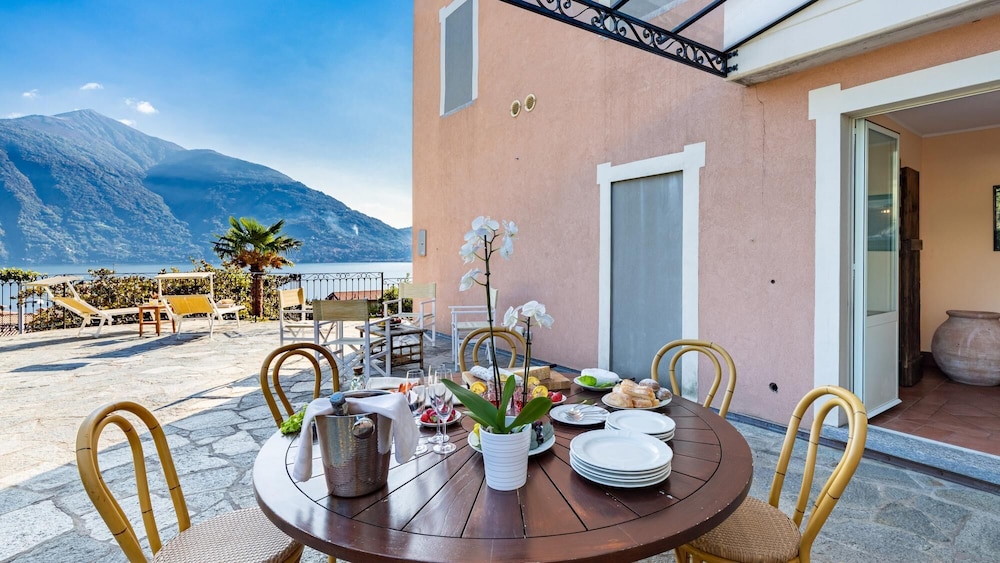 Villa La Dolce 8 in Santa Maria Rezzonico view 2
