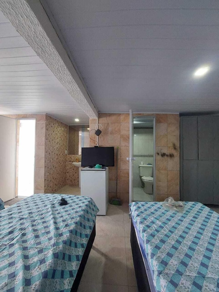 Hostel Bom e Familiar