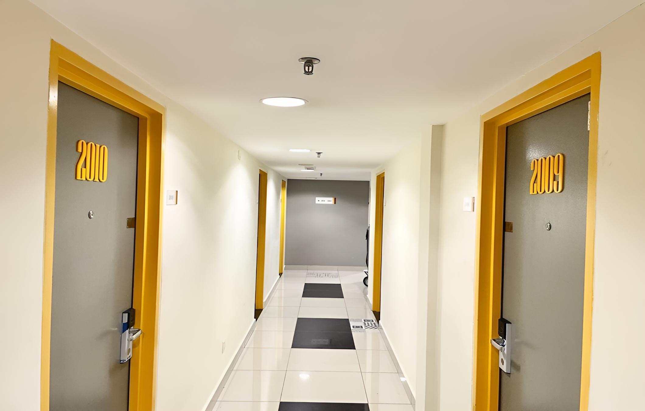 Hotel Living At Dsulaiman