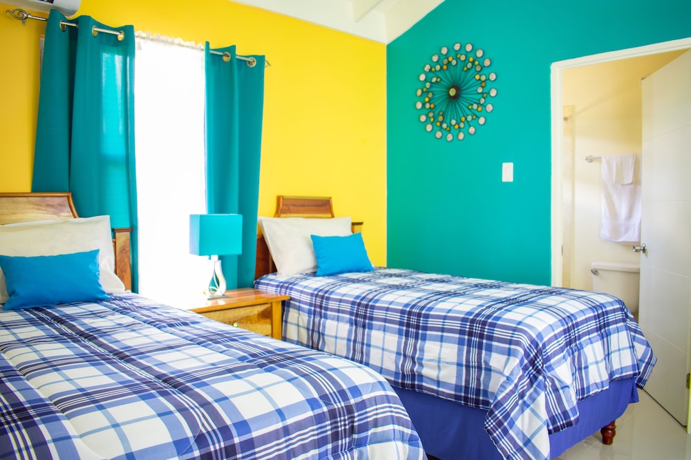 La Casa De Playa Ocho Rios