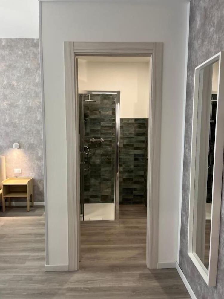 Tiburtina Urban Rooms