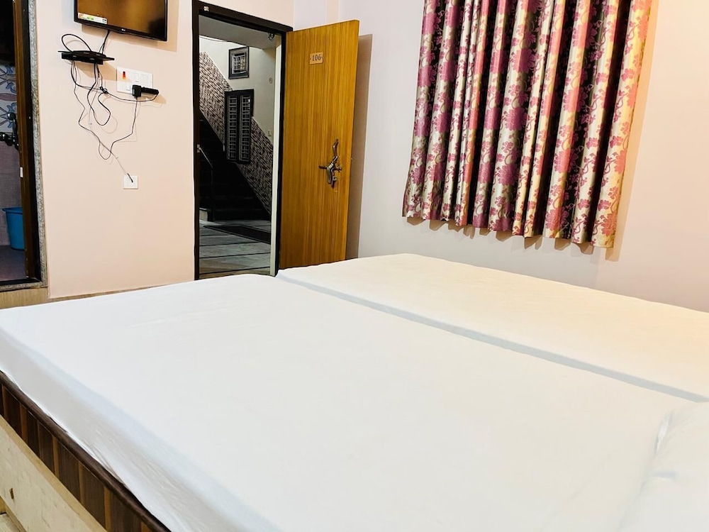 HOTEL KRISHNA GORAKHPUR