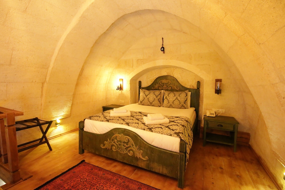 Georgios Cave Cappadocia
