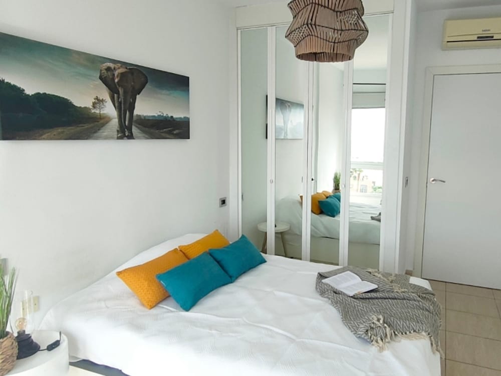 Jessica s Hideaway Amarilla Golf Bliss