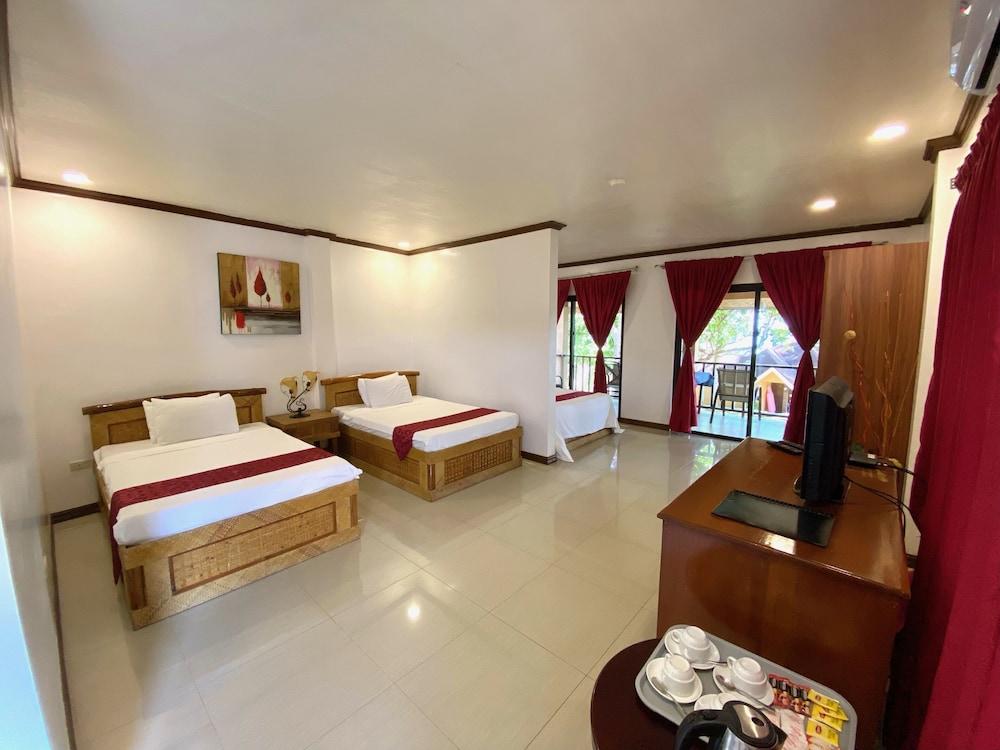 Anda White Beach Resort 21