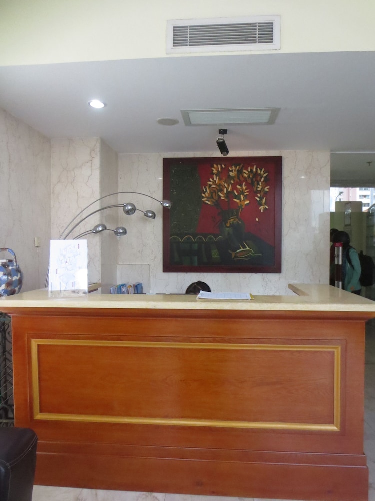 Merin City Suites