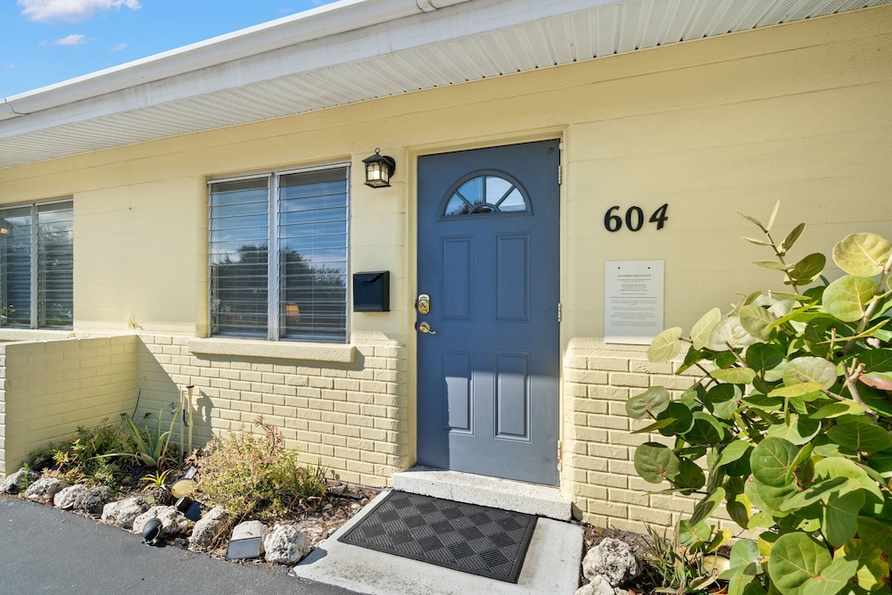 Harbor Duplex view 5