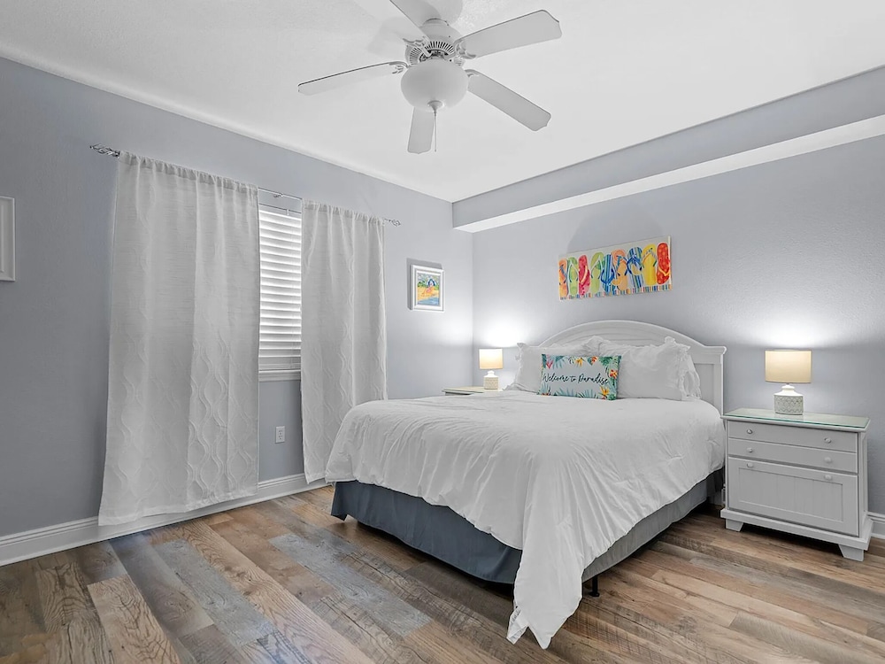 Emerald Beach 1631