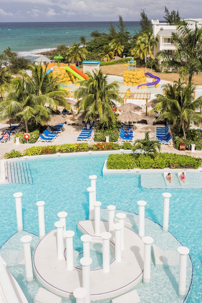 Grand Palladium Lady Hamilton Resort  Spa All Inclusive - Property Image 83