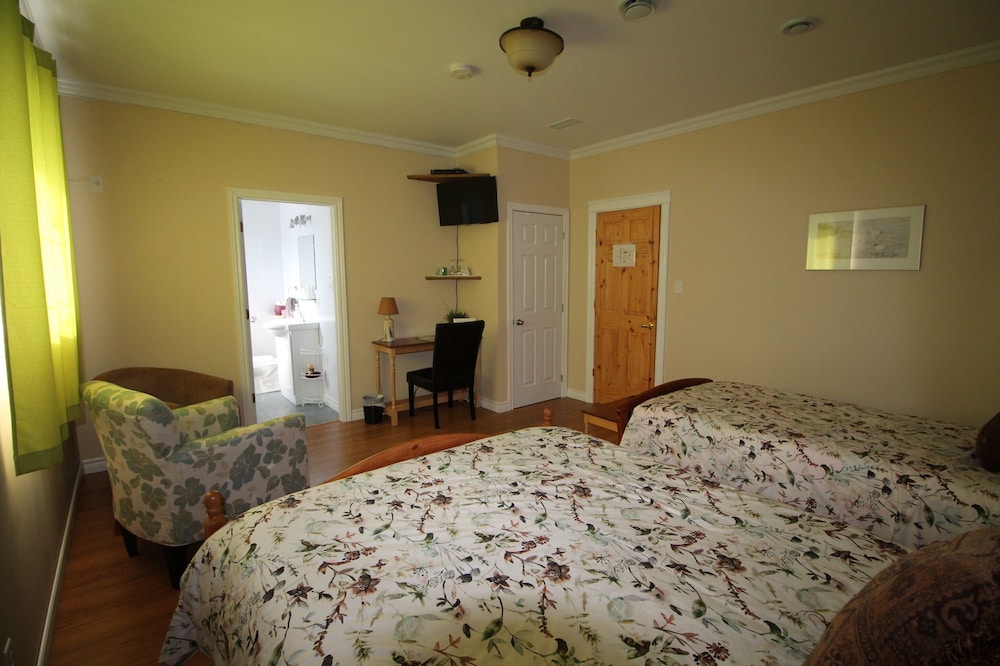 The Fiddle and The Sea B&B