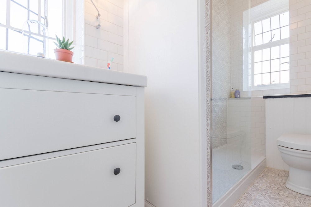 Chic 1 Bed Studio Flat In Popular Bloomsbury