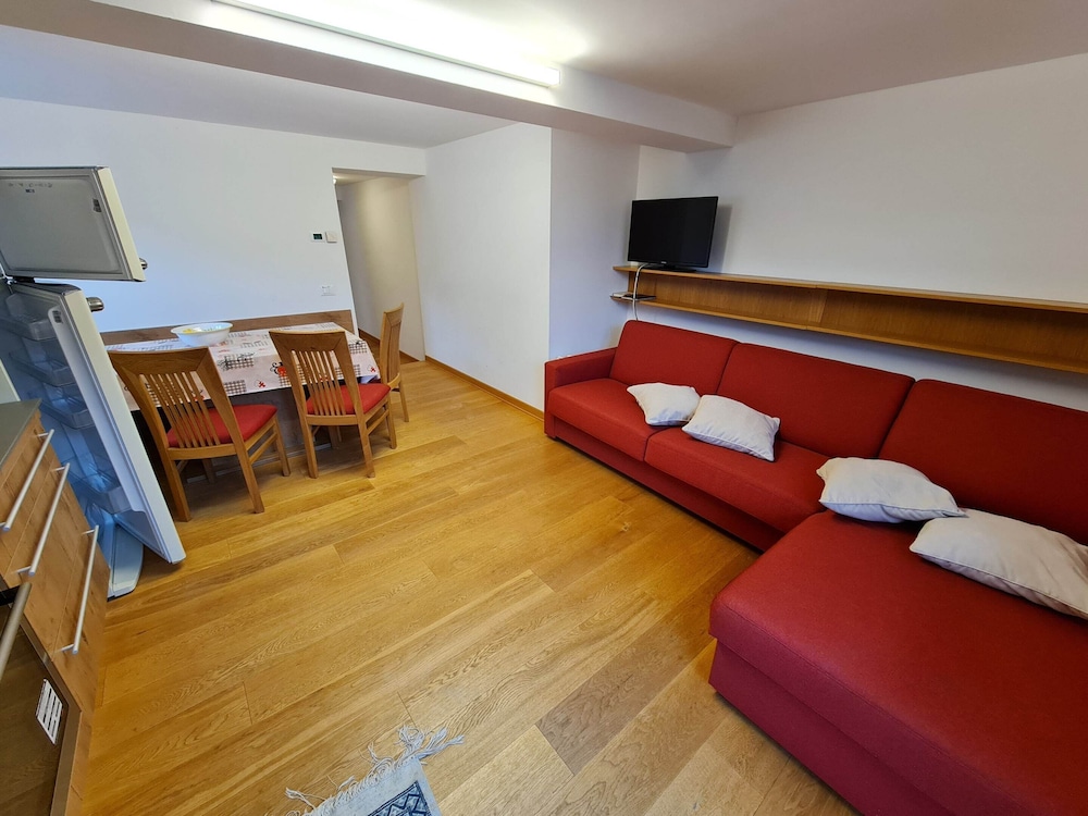 Cozy Apartment Near Murkarspitze