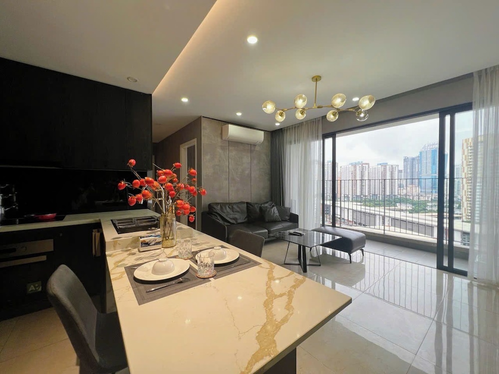 VivaLake Homes - Vinhomes Skylake Pham Hung