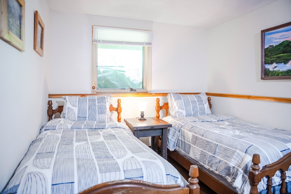 Bob's Sled Lodge 2 Bedroom Home