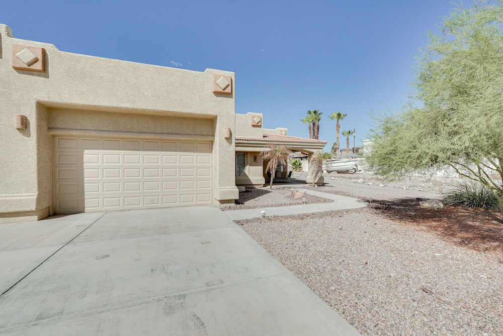 Private Pool & Hot Tub: Lake Havasu City Gem!