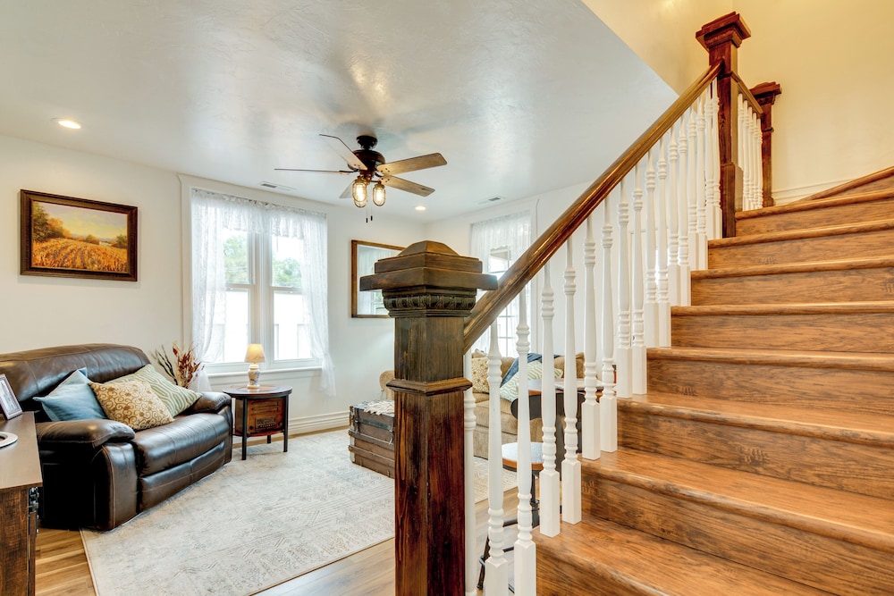 ATV & UTV Parking: Spacious Home in Richfield!