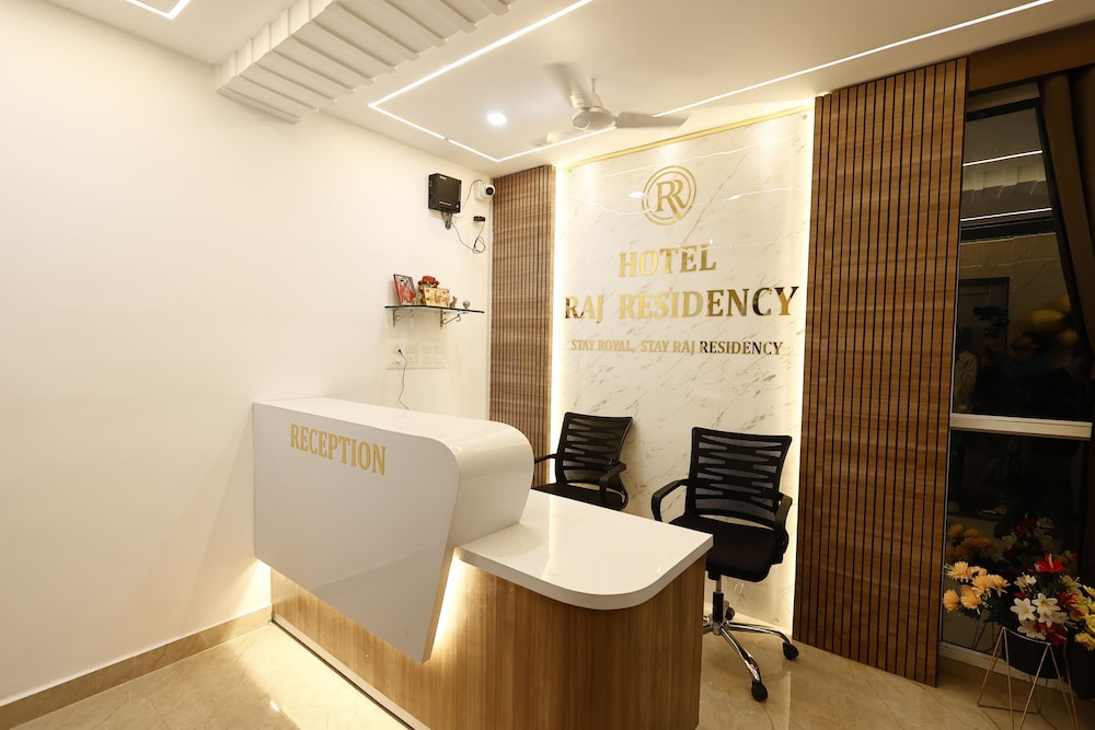 Hotel Raj Residency