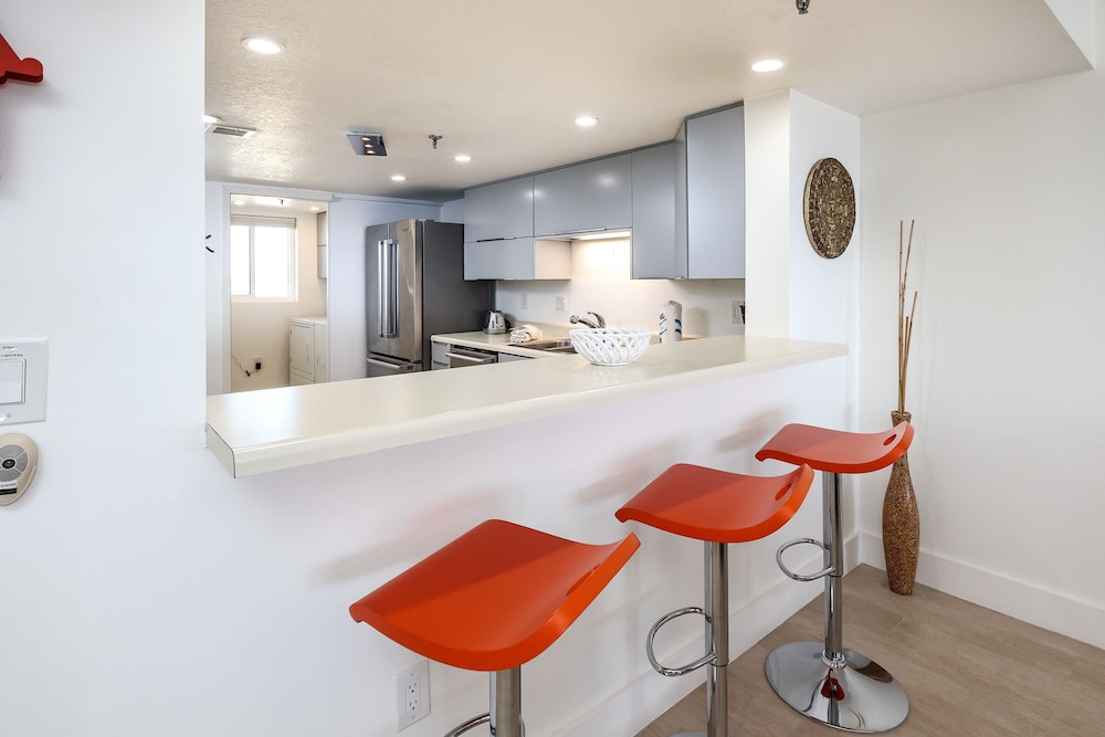 Surf Dweller 703 by Brooks and Shorey Resorts