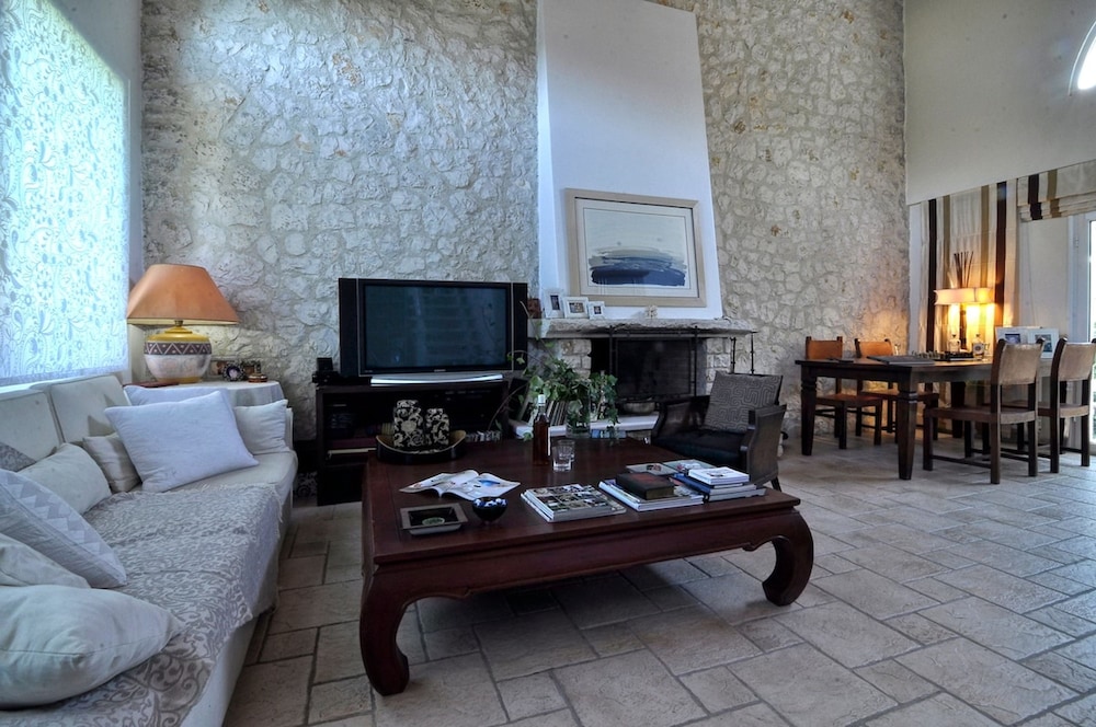 Portico Verde Private Villa With Pool Corfu