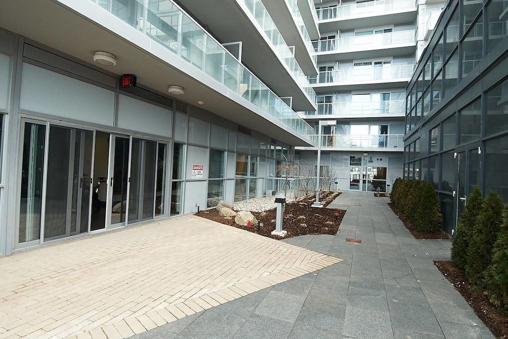 Executive 2 Bedroom Condo Across CN Tower - Image 5