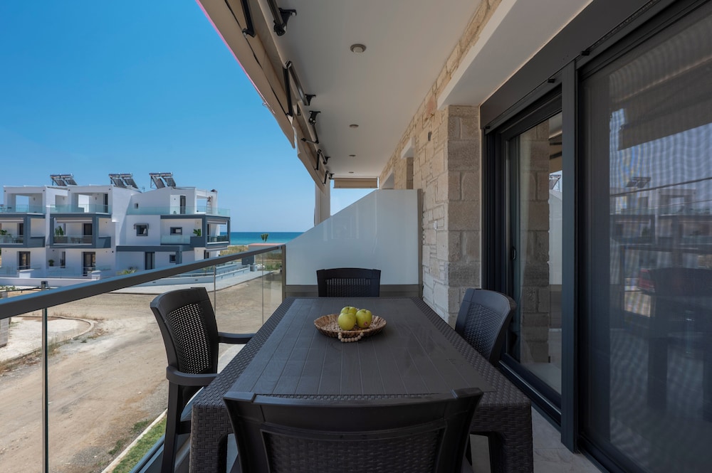 White Pearl Suites Halkidiki