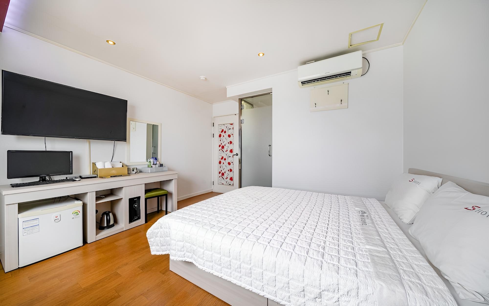 Busan Songjeong S Hotel view 2
