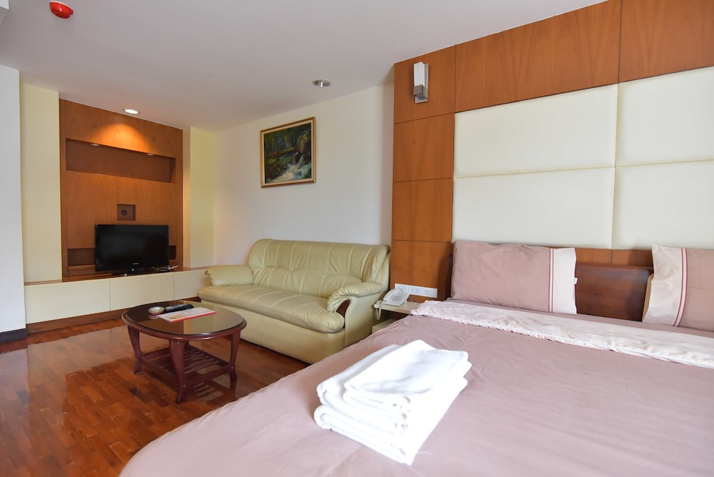 Eight Ville Apartment