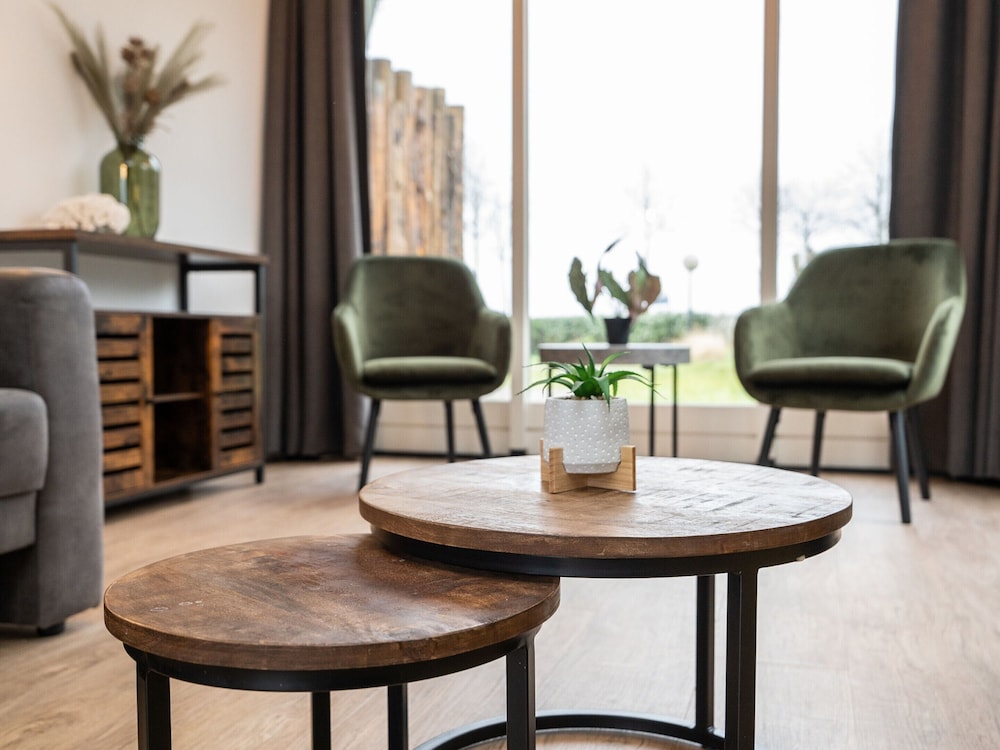 Holiday Home on Texel With Conservatory