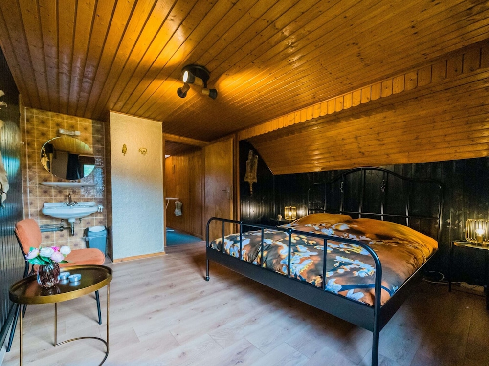Apartment Near Willingen With Garden