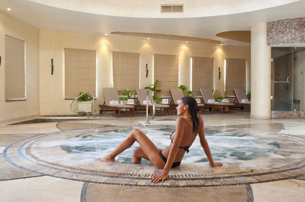 Villa Del Palmar Flamingos Beach Resort and Spa