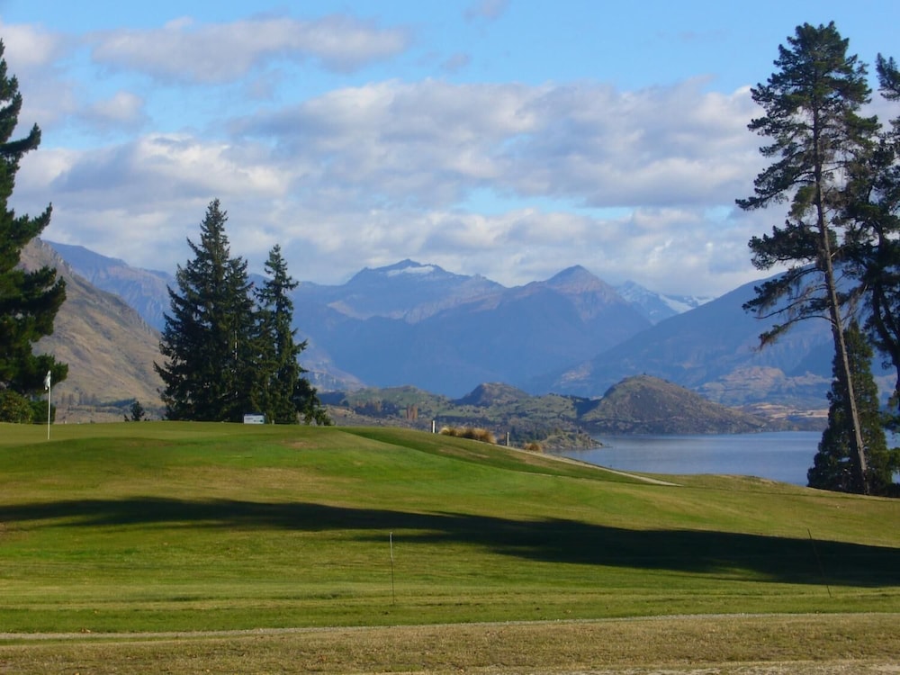 Golf Course Road Chalets — photo 10