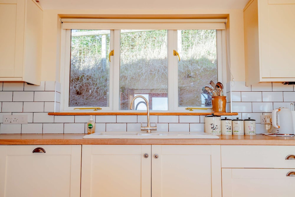 Host Stay Upperley Barn