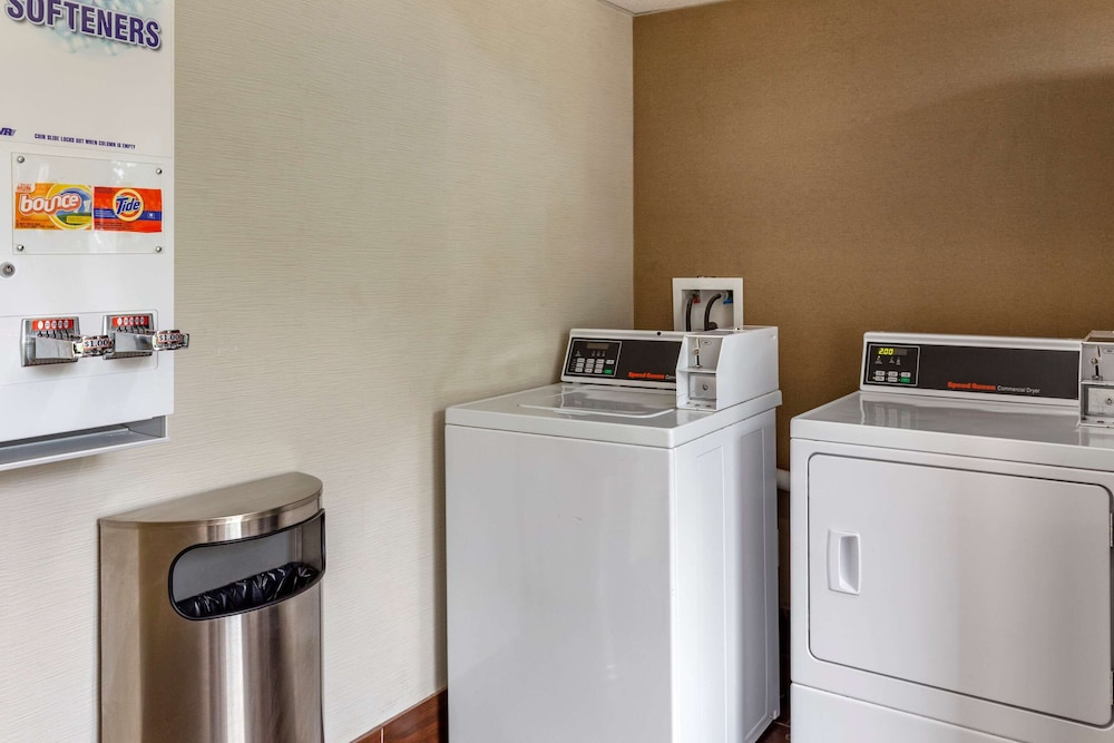 Comfort Inn Laurinburg - Property Image 10
