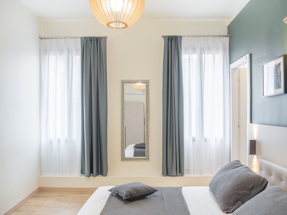 Grand Canal Suites